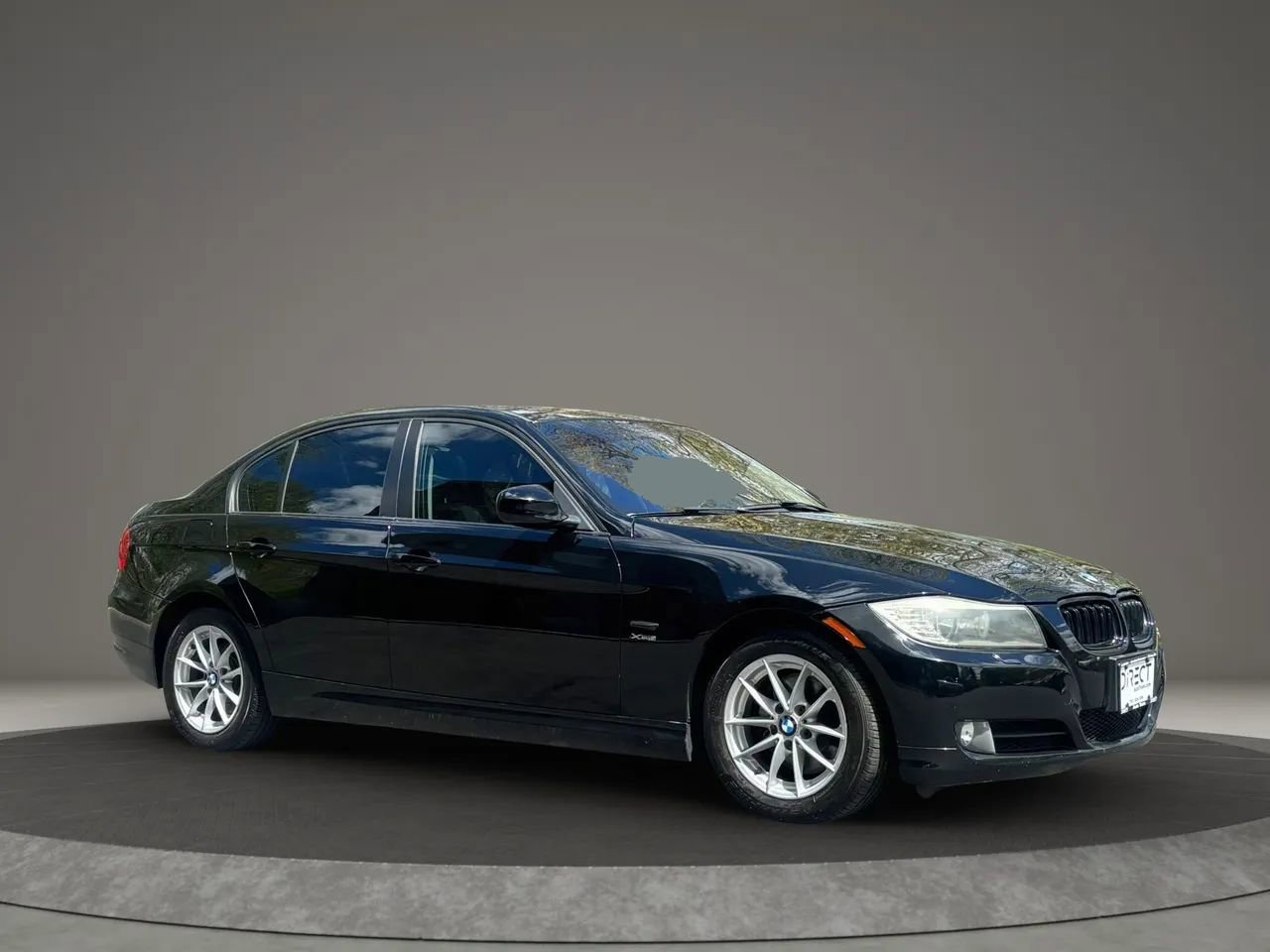 Used 2010 BMW 328i xDrive Sedan AWD/4WD image 4