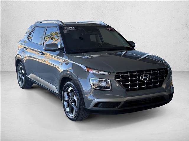 Used 2023 Hyundai Venue SEL FWD image 5