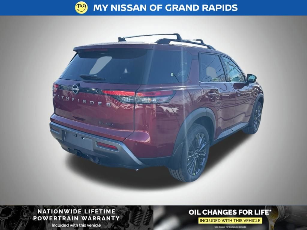 New 2026 Nissan Pathfinder SL image 5