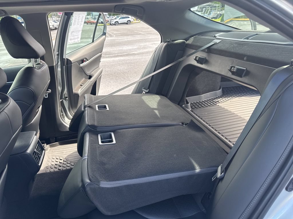Used 2023 Toyota Camry XLE w/ Navigation Package AWD/4WD image 15