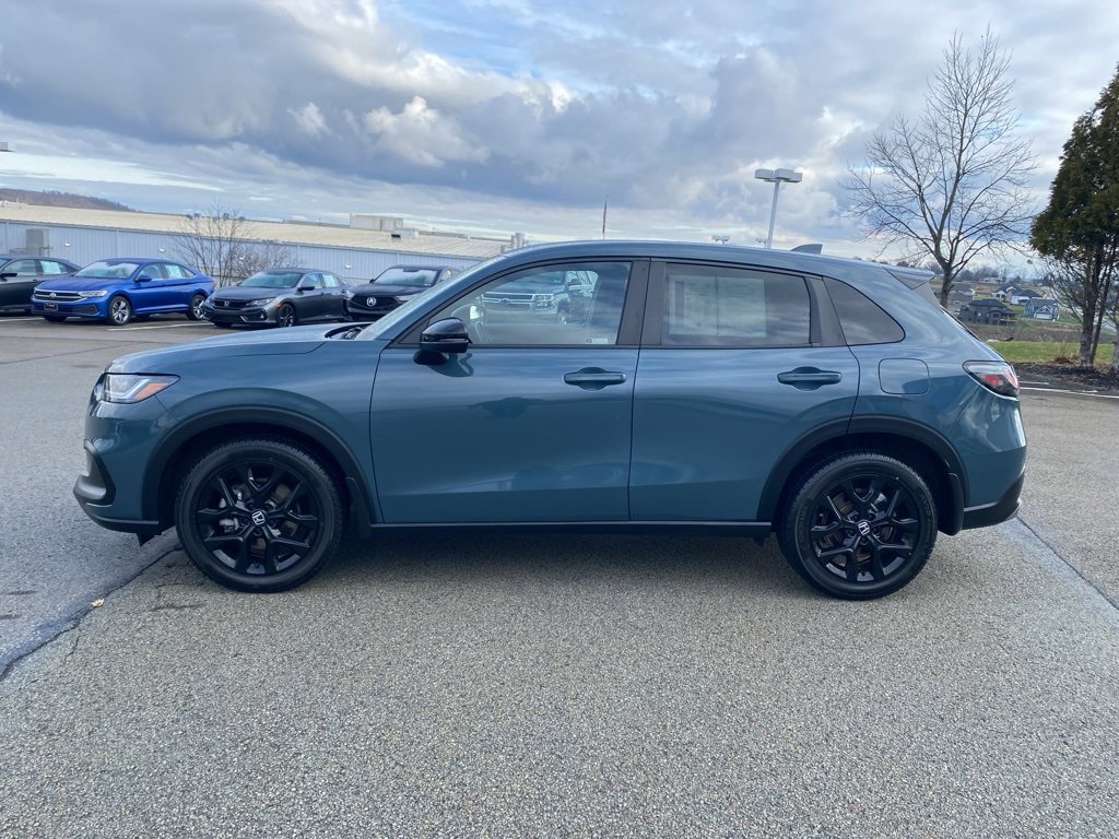 Used 2023 Honda HR-V Sport image 6