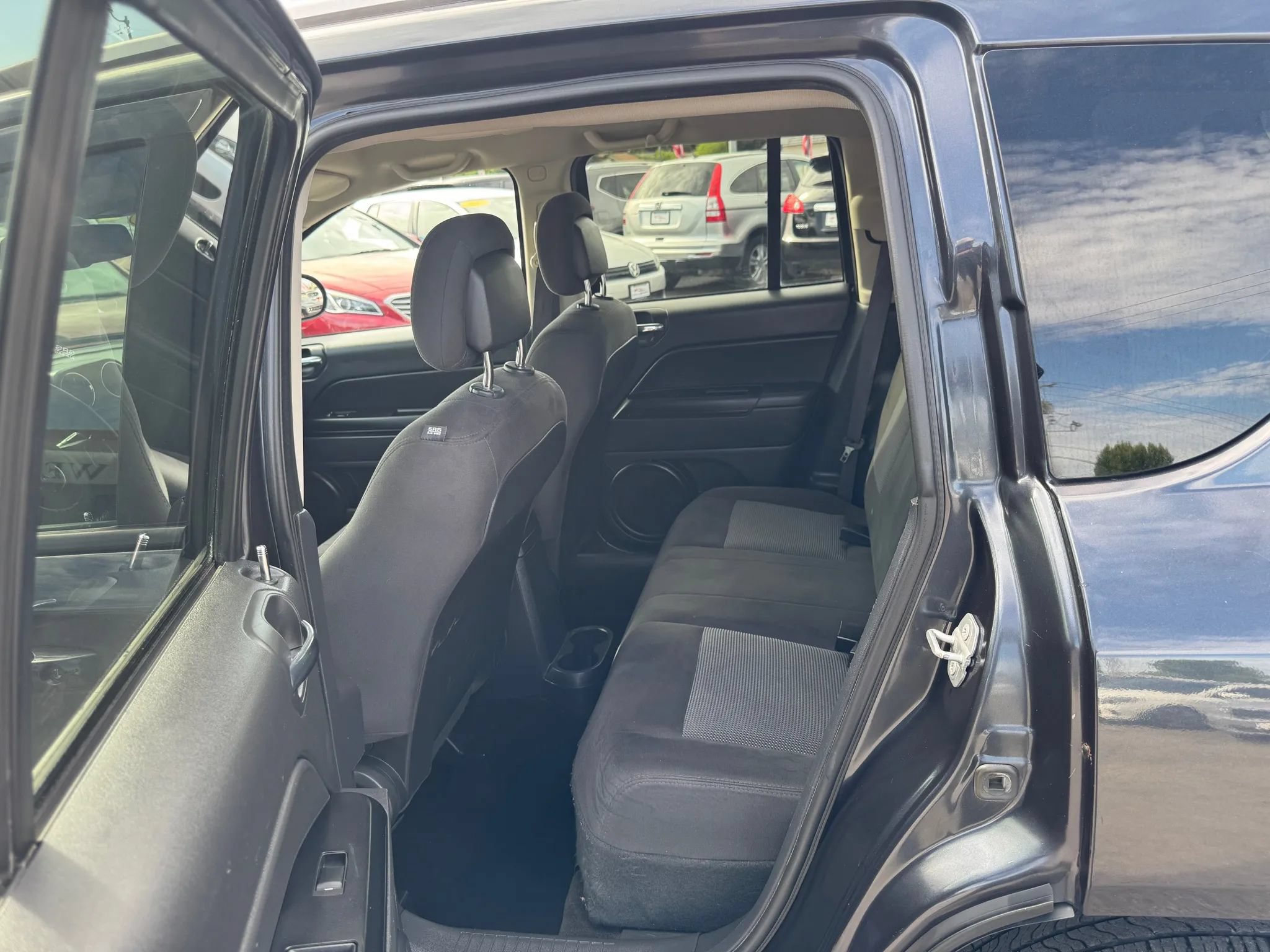 Used 2016 Jeep Compass Sport w/ Power Value Group FWD image 13