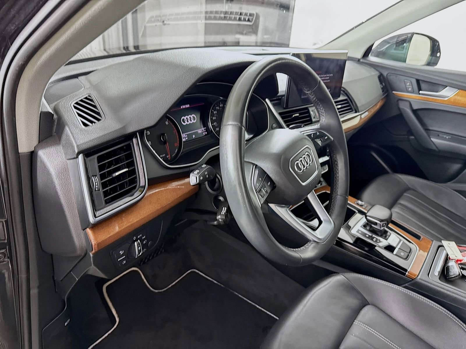 Used 2021 Audi Q5 2.0T Premium w/ Convenience Package AWD/4WD image 6