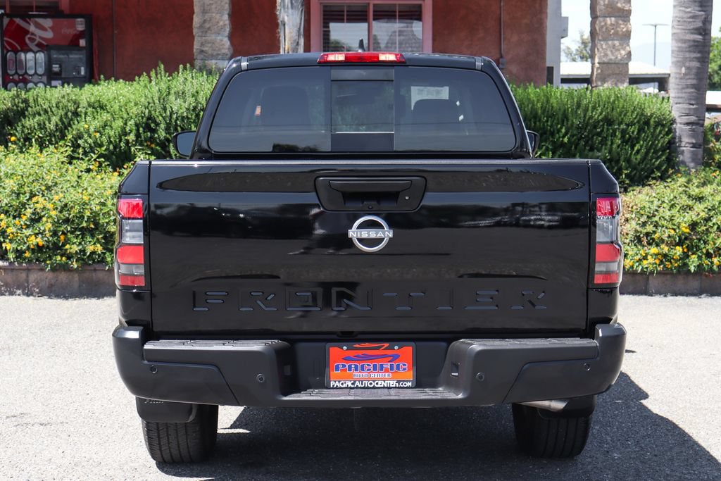 Used 2025 Nissan Frontier S RWD image 7