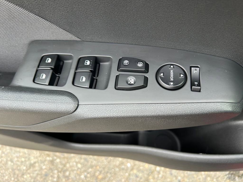 Used 2018 Hyundai Accent SE image 23