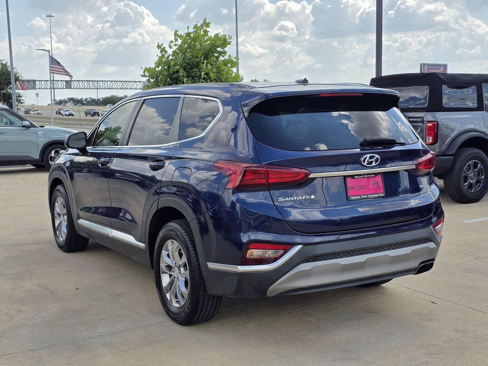 Used 2019 Hyundai Santa Fe SE image 8