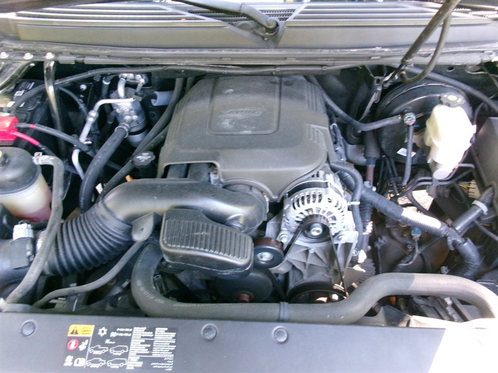 Used 2013 Chevrolet Avalanche LTZ RWD image 45