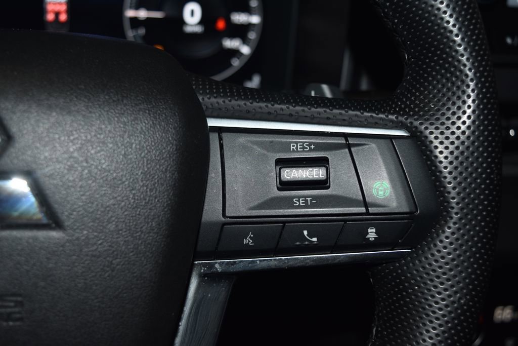 Used 2024 Mitsubishi Outlander Ralliart image 9