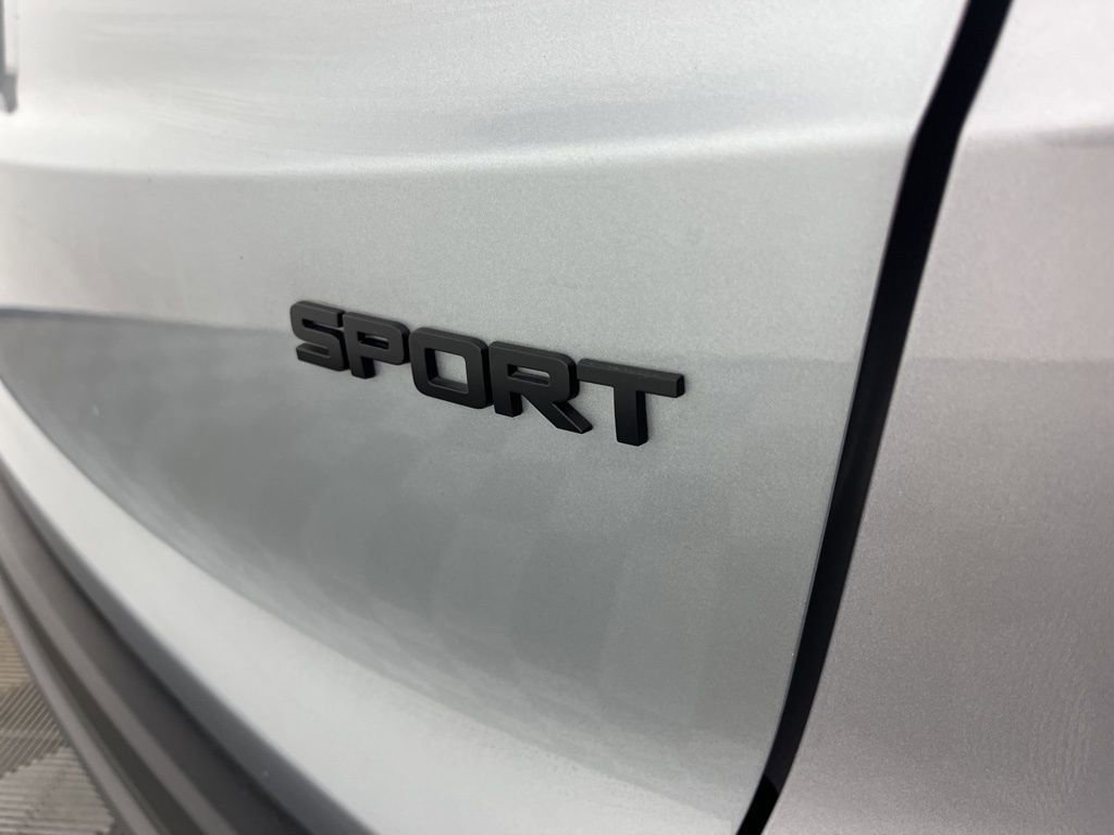 Certified 2025 Honda CR-V Sport image 4