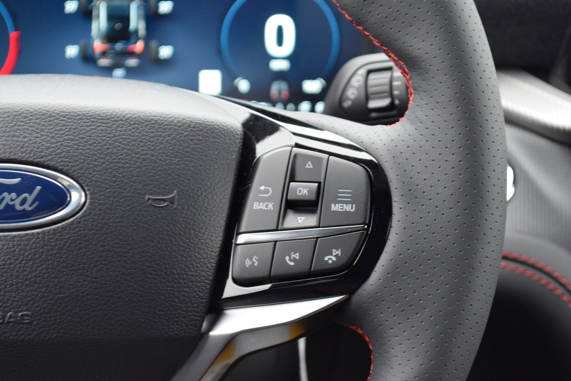 New 2026 Ford Explorer ST-Line w/ ST-Line Street Pack image 10