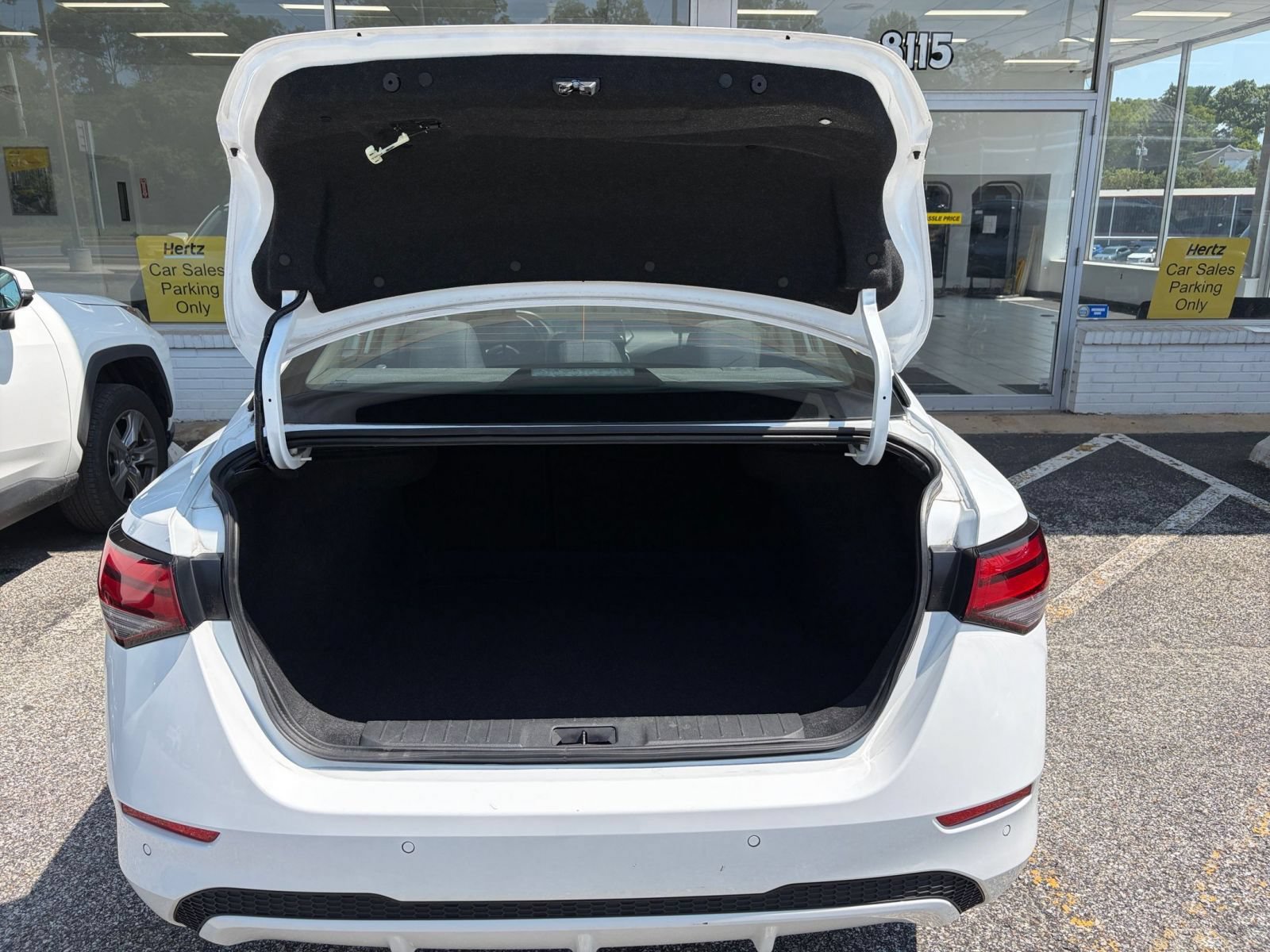 Used 2025 Nissan Sentra S FWD image 28