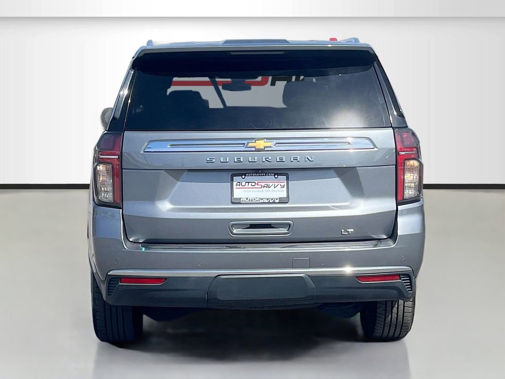 Used 2021 Chevrolet Suburban LT image 6