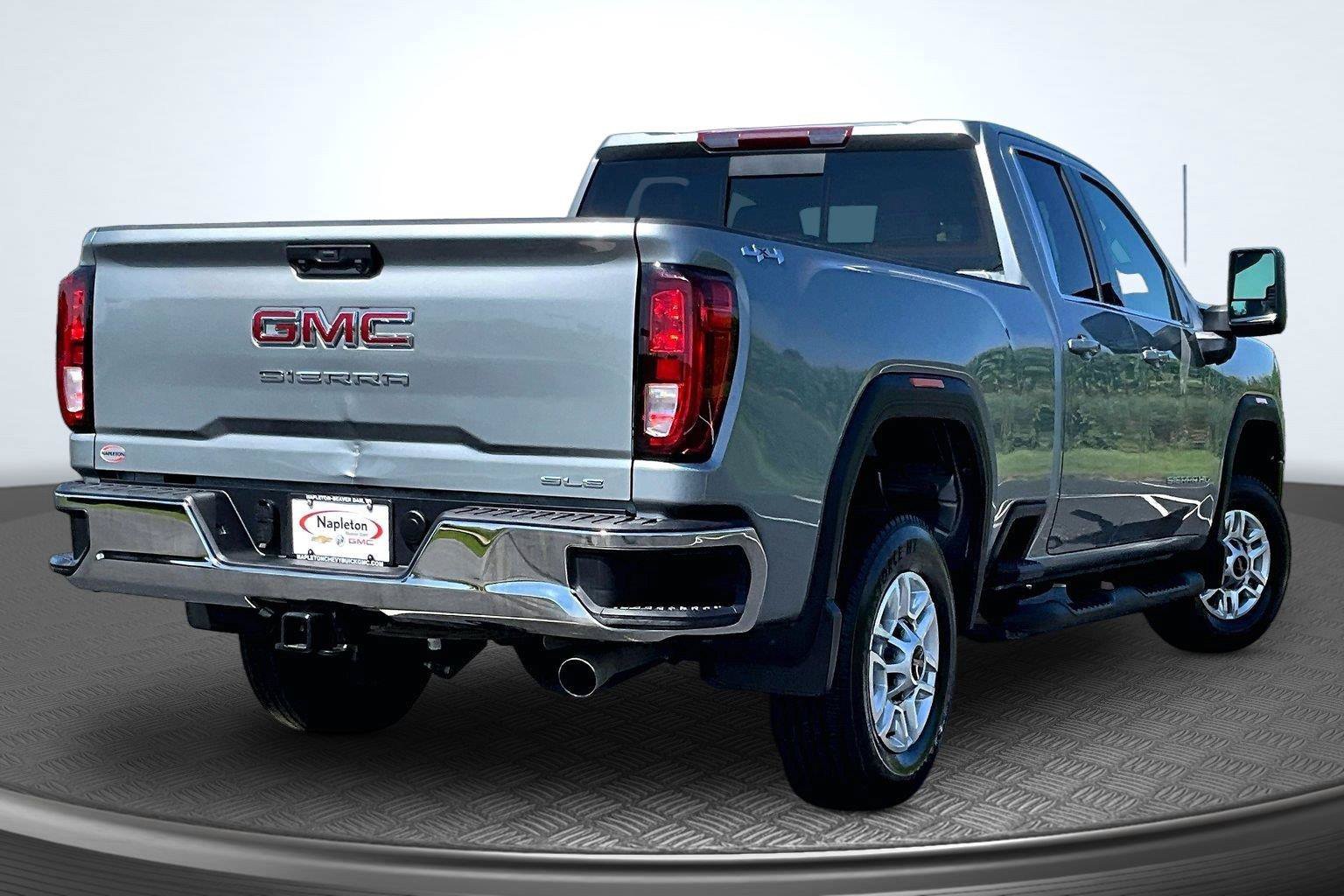 Used 2026 GMC Sierra 2500 SLE w/ SLE Value Package; AWD/4WD image 2