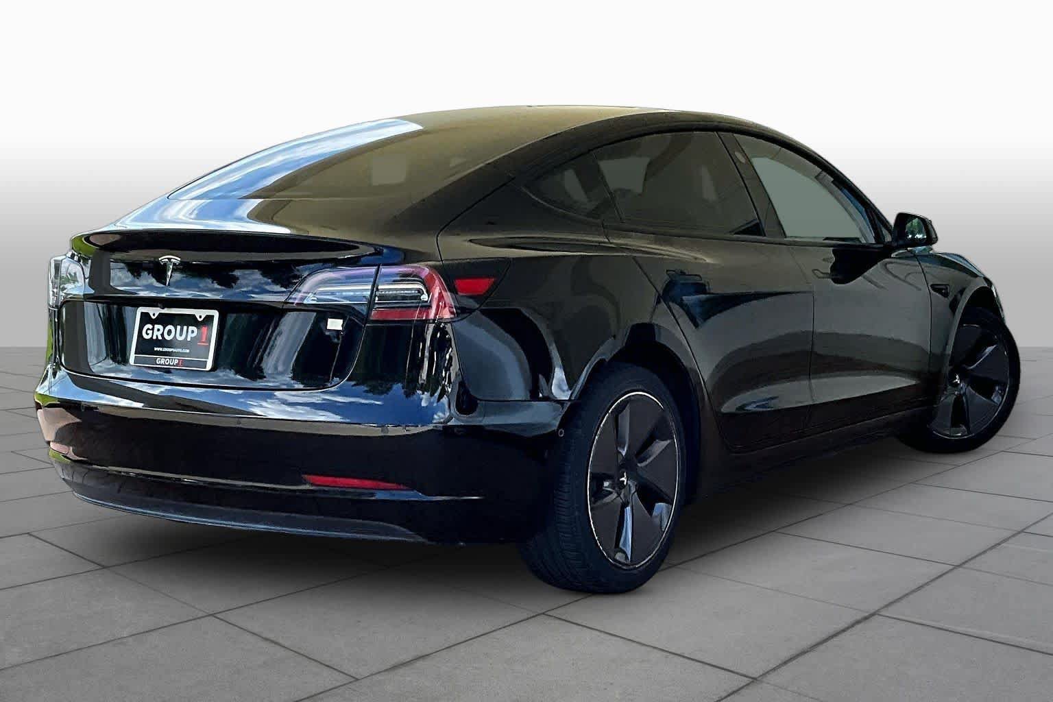Used 2021 Tesla Model 3 Standard Range Plus RWD image 10