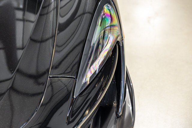 Used 2020 McLaren 600LT Spider RWD image 10