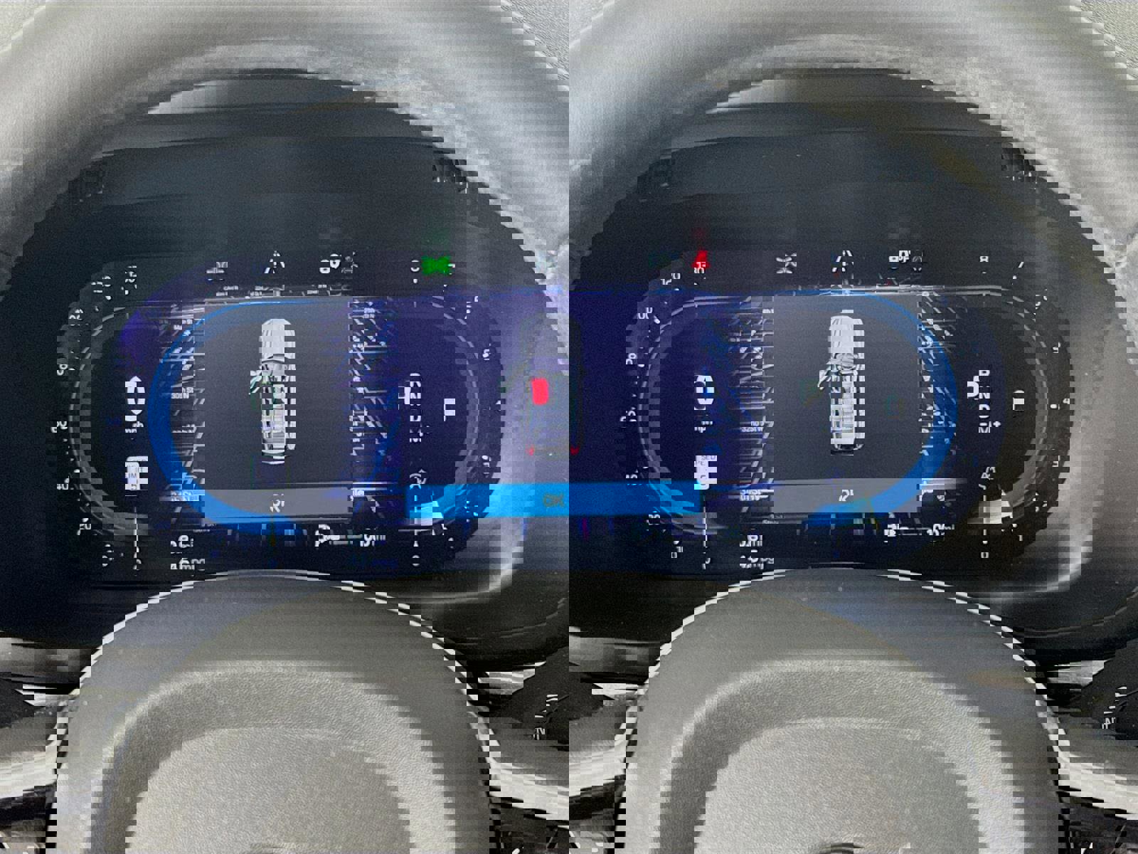 Used 2023 Volvo XC60 B5 Plus w/ Climate Package image 14