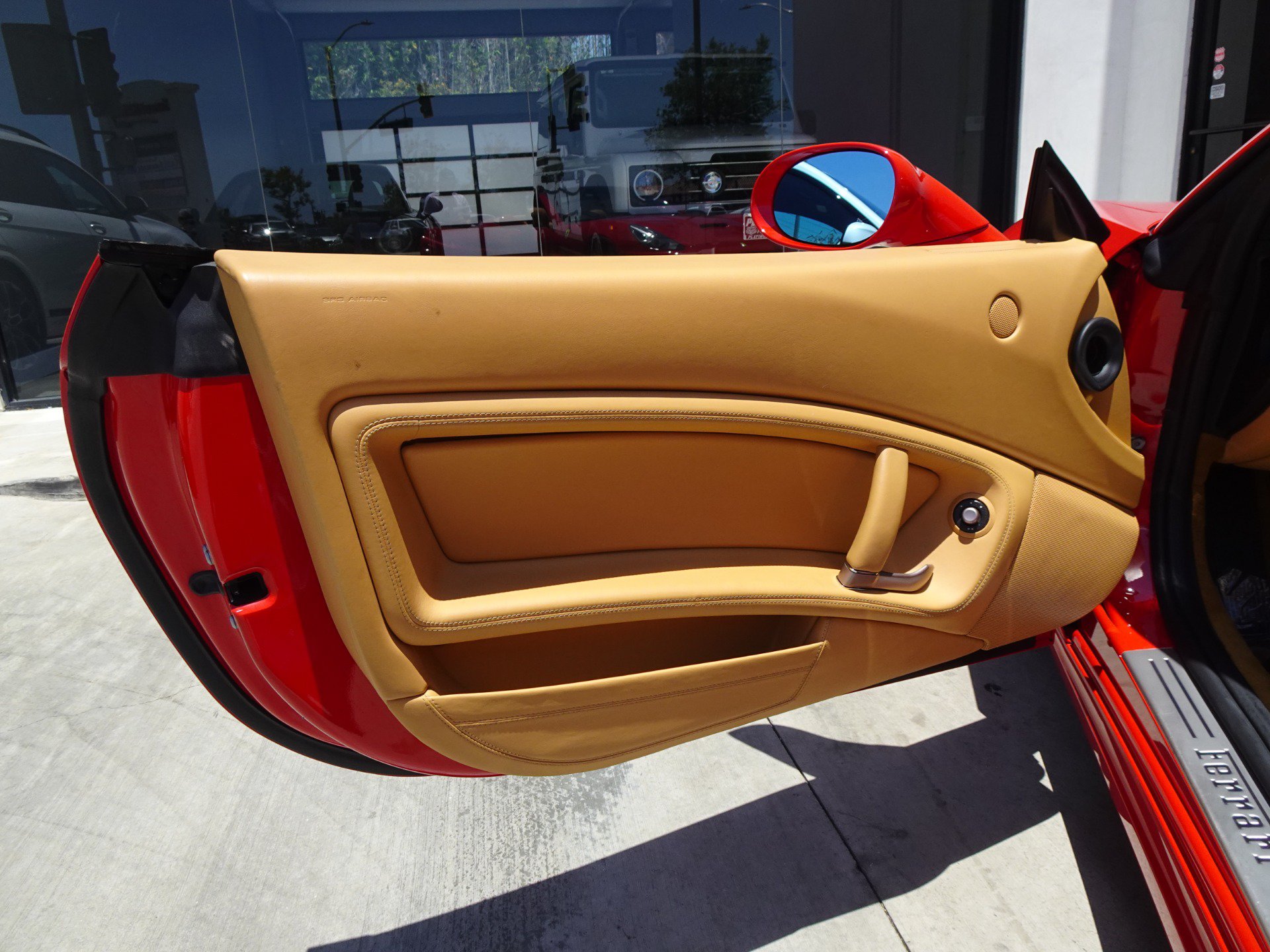Used 2010 Ferrari California RWD image 14