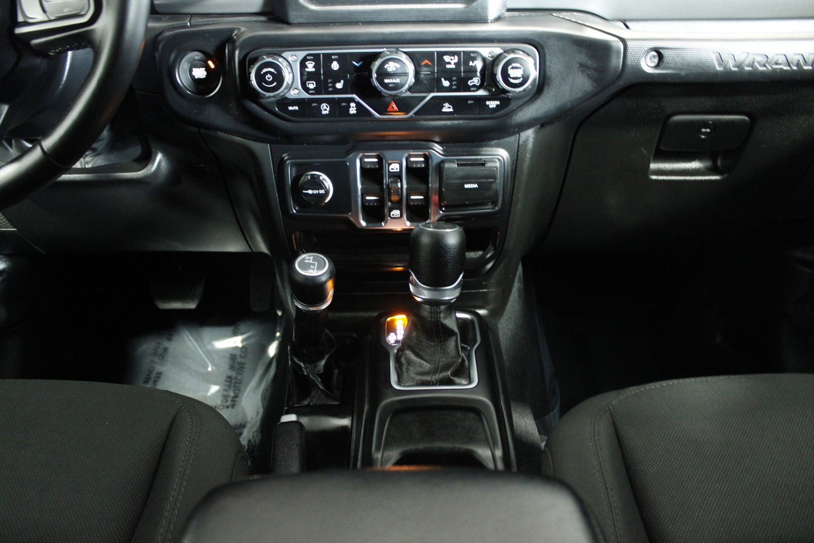 Used 2022 Jeep Wrangler Unlimited Sport image 35