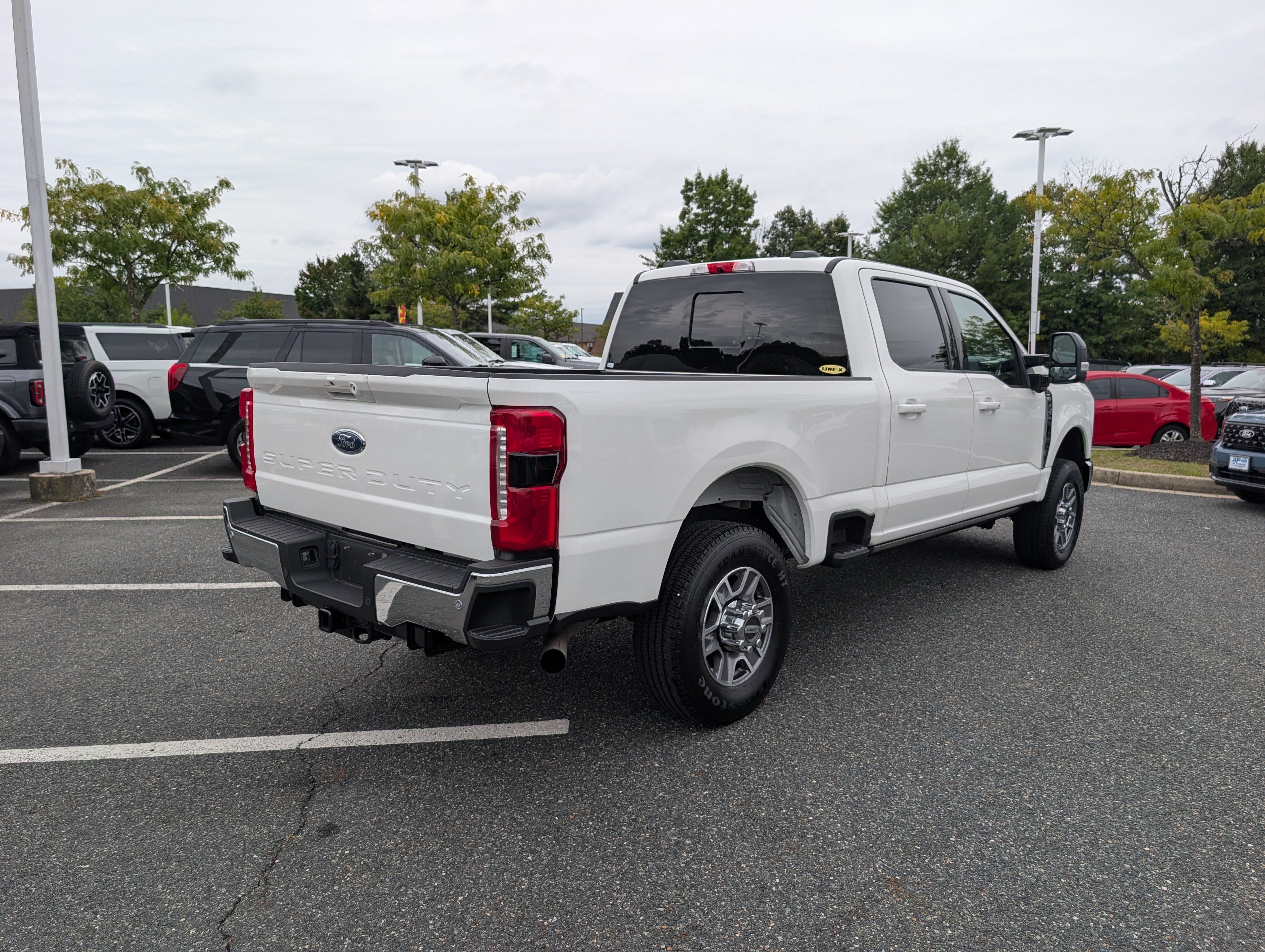 Certified 2024 Ford F250 Lariat w/ Lariat Ultimate Package AWD/4WD image 4