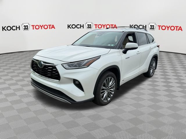 Used 2021 Toyota Highlander Platinum AWD/4WD image 3