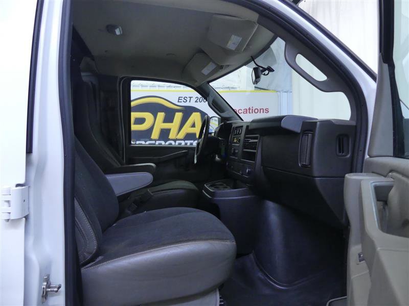 Used 2023 Chevrolet Express 2500 w/ Driver Convenience Package image 9