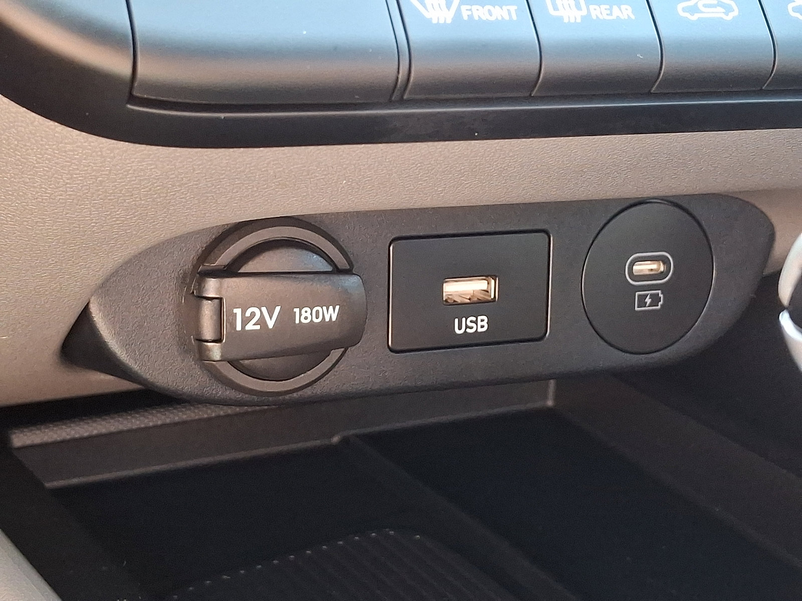 Certified 2025 Hyundai Elantra Sport FWD image 23