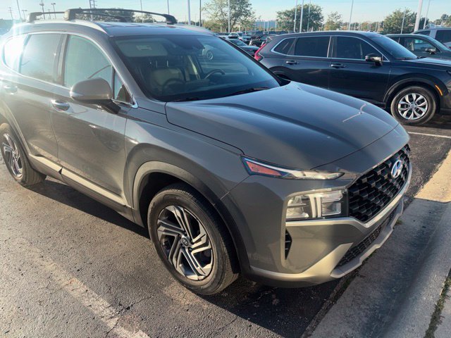 Used 2023 Hyundai Santa Fe SEL FWD image 2