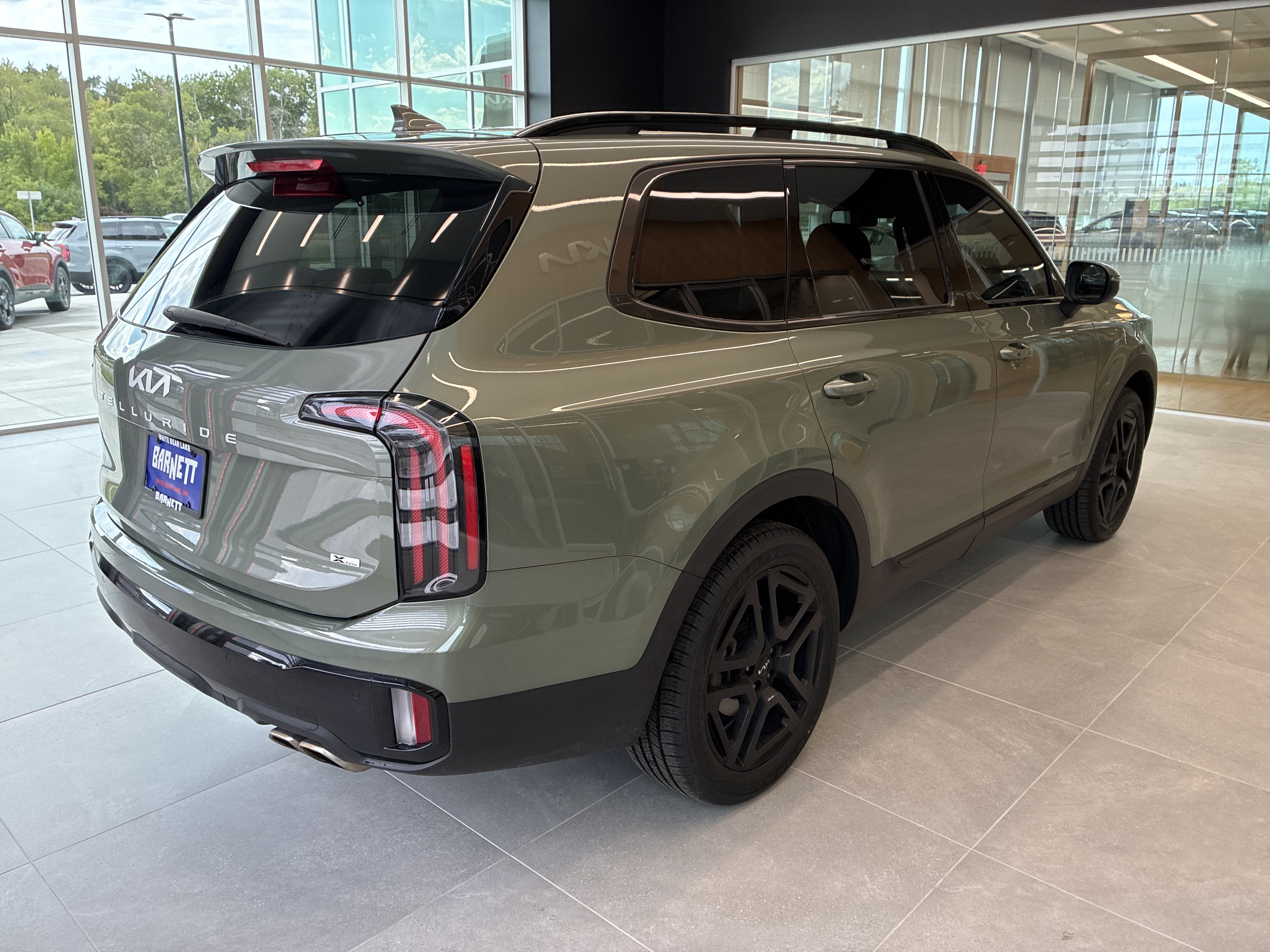 Certified 2024 Kia Telluride EX X-Line AWD/4WD image 3