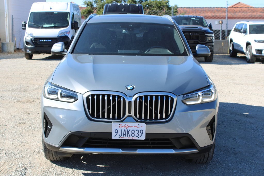 Used 2024 BMW X3 xDrive30i w/ Convenience Package image 2