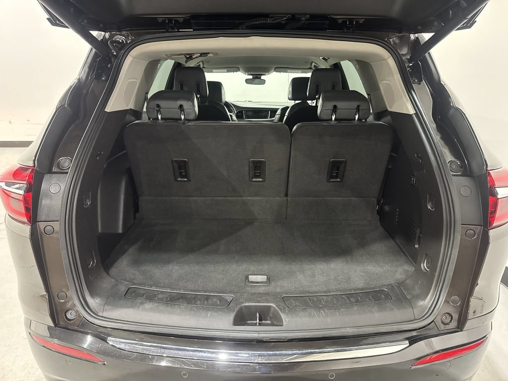 Used 2018 Buick Enclave Premium AWD/4WD image 27