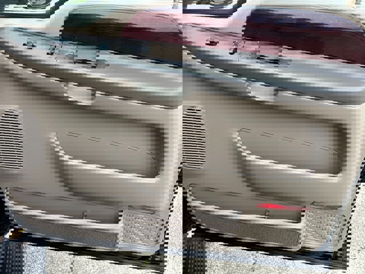 Used 2003 Ford Excursion Limited image 35