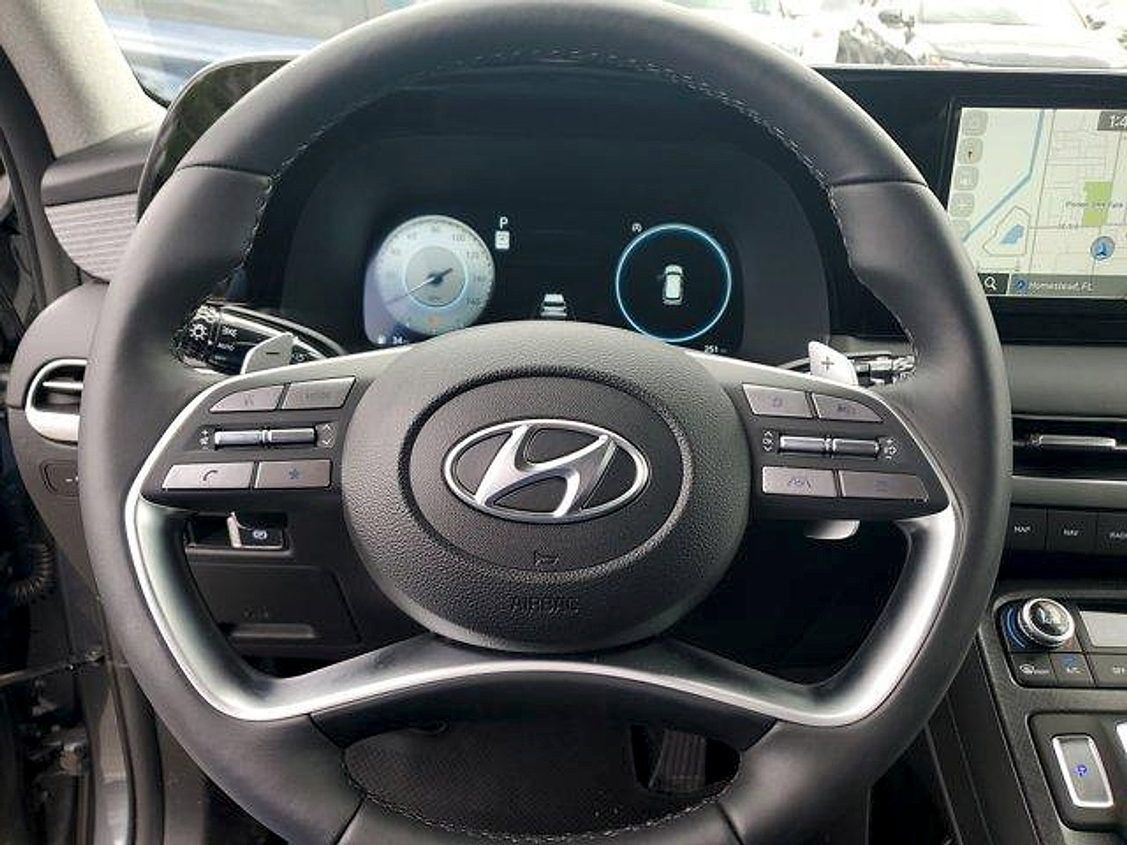 New 2024 Hyundai Palisade Limited FWD image 10