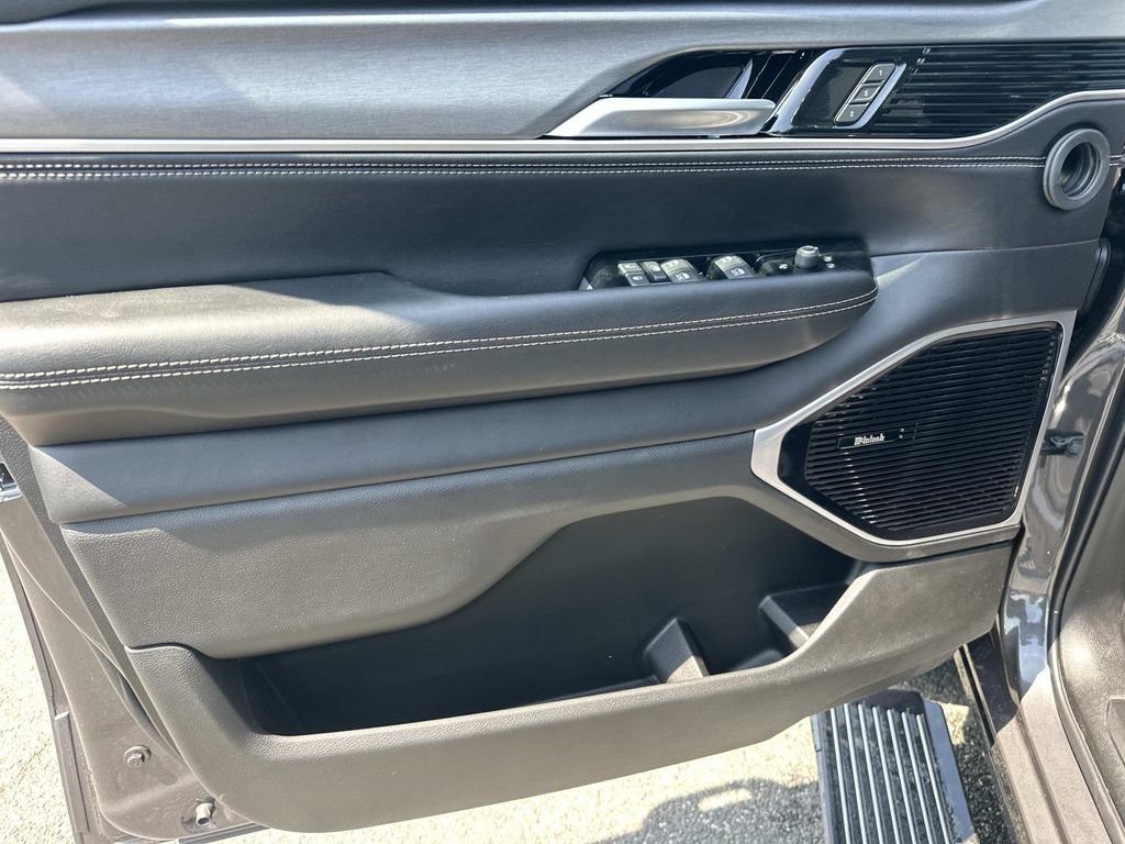 New 2026 Jeep Grand Wagoneer Limited AWD/4WD image 19