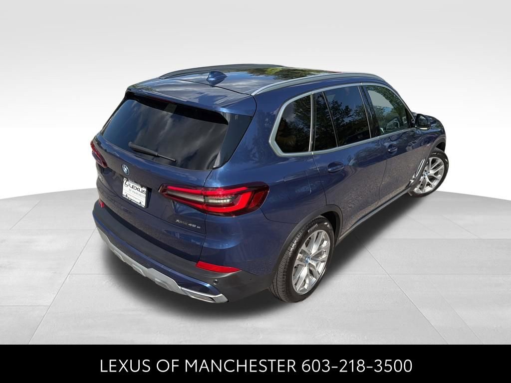 Used 2022 BMW X5 xDrive45e w/ Executive Package AWD/4WD image 6