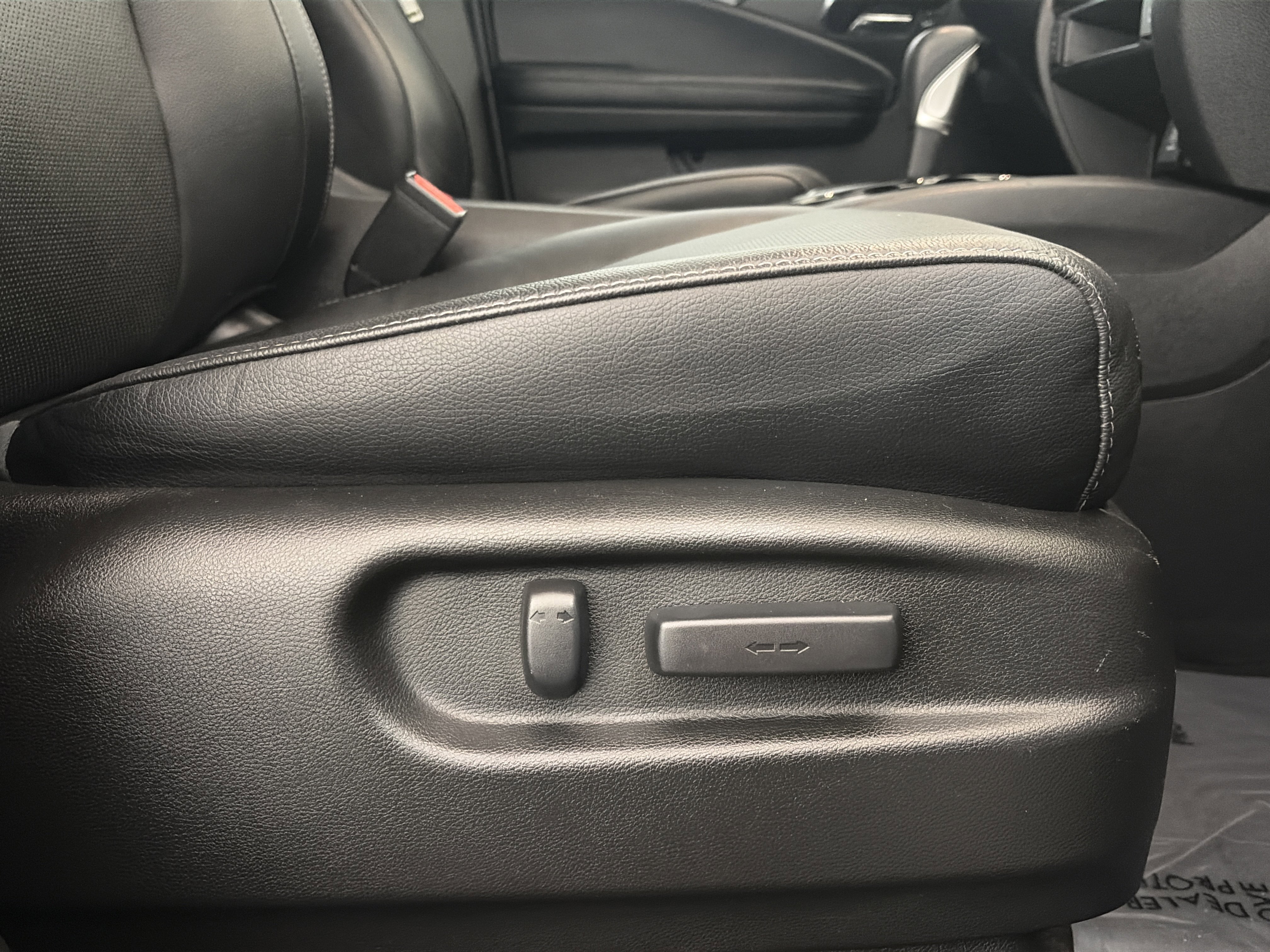 Used 2018 Honda Ridgeline RTL-E image 32