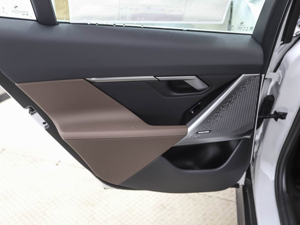 Used 2026 BMW 530i xDrive image 19