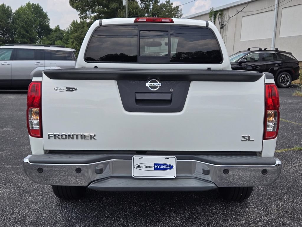 Used 2019 Nissan Frontier SL RWD image 6