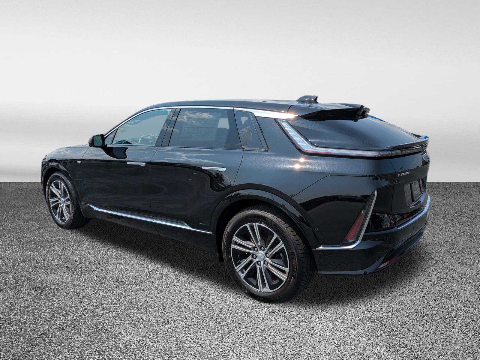 New 2026 Cadillac Lyriq Luxury RWD image 27