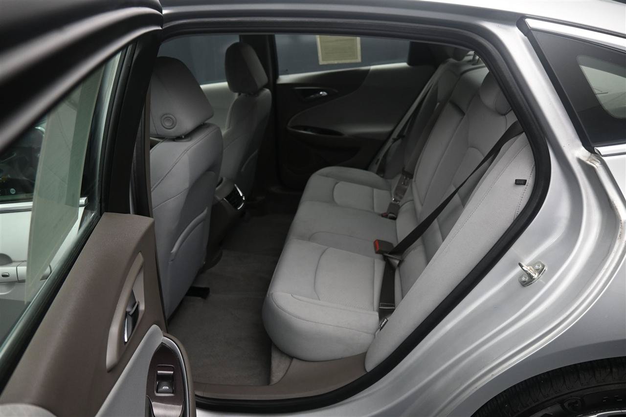 Used 2020 Chevrolet Malibu LT FWD image 10