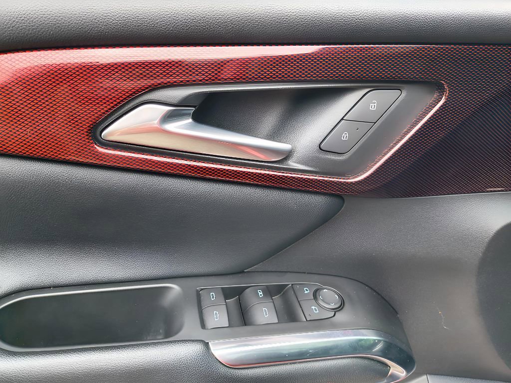 Used 2024 Chevrolet Traverse Z71 w/ Enhanced Driving Package image 12