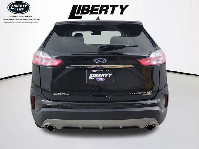 Used 2022 Ford Edge Titanium image 4