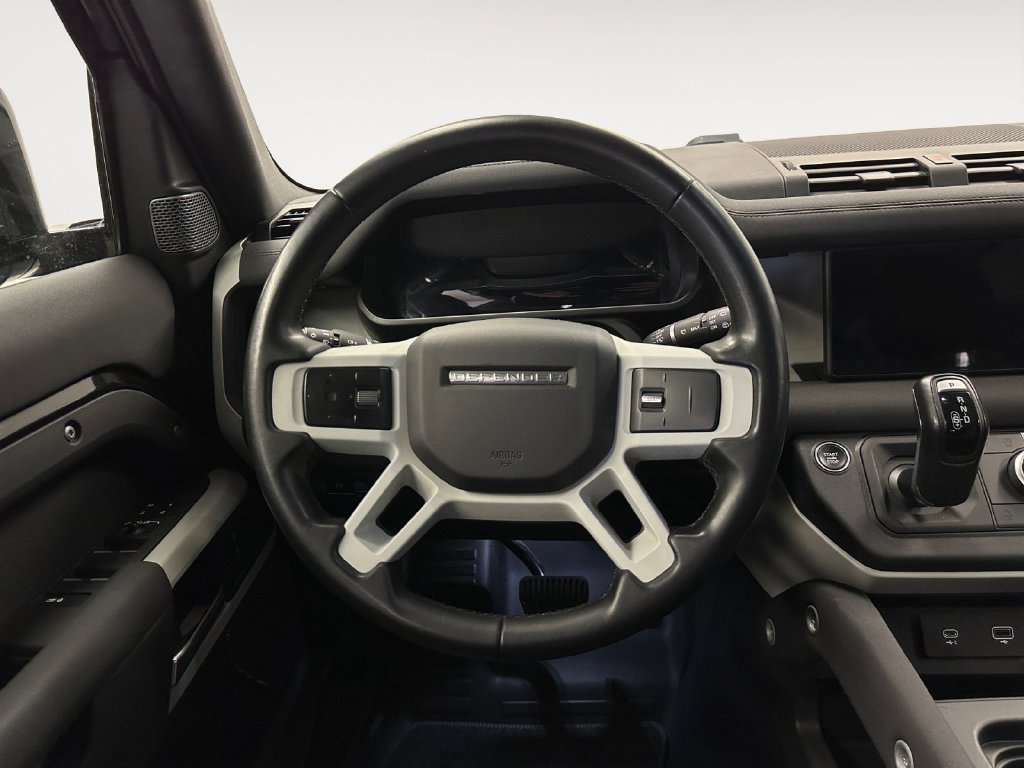Used 2023 Land Rover Defender 110 S AWD/4WD image 13