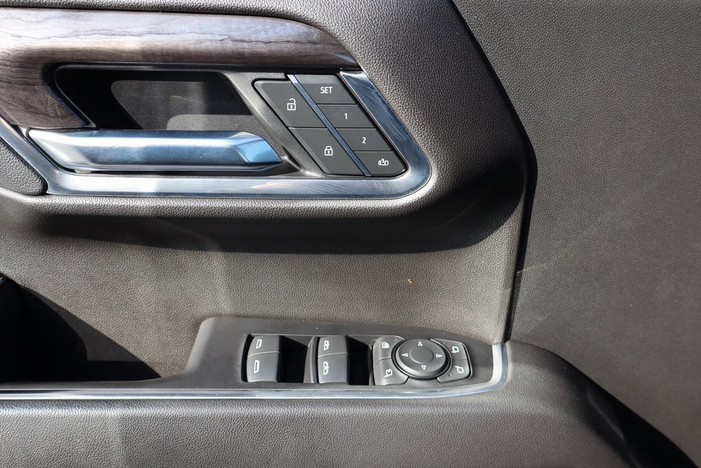 Used 2022 Chevrolet Silverado 1500 LTZ image 16