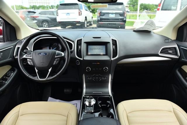 Used 2019 Ford Edge SEL w/ Equipment Group 201A FWD image 7