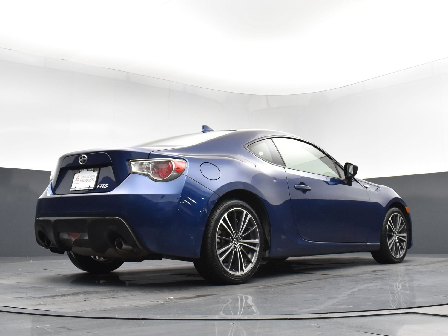 Used 2015 Scion FR-S RWD image 18