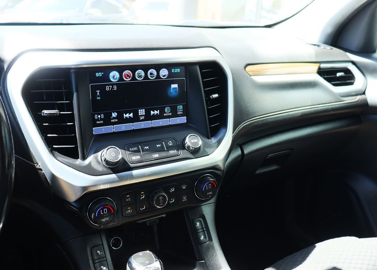 Used 2018 GMC Acadia SLE w/ Driver Alert Package I FWD image 46