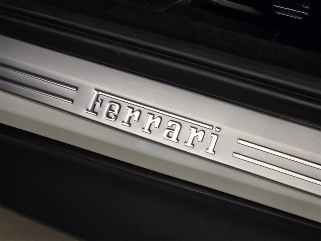 Used 2022 Ferrari Roma image 40