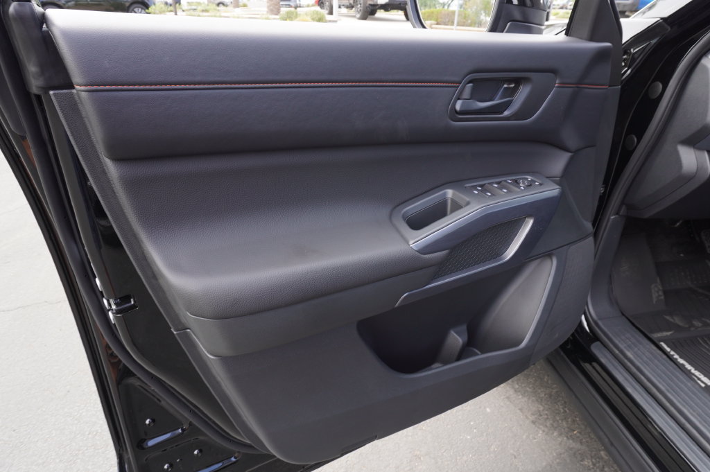 New 2026 Nissan Pathfinder Rock Creek w/ Rock Creek Premium Package AWD/4WD image 16