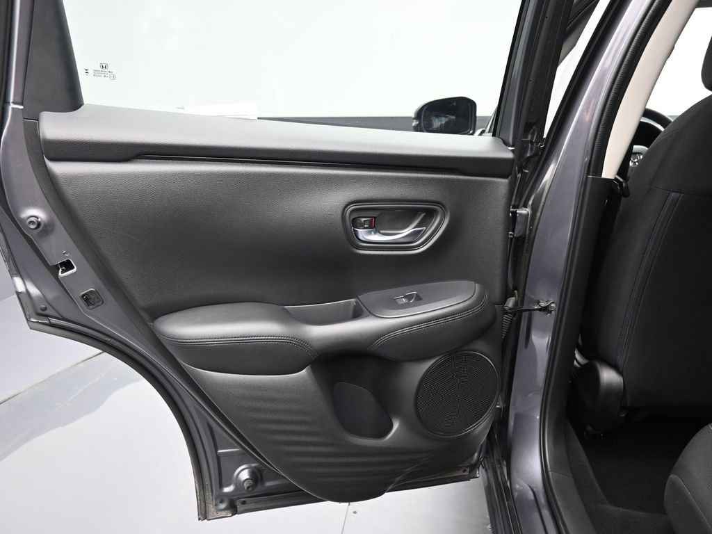 Certified 2024 Honda HR-V LX image 33