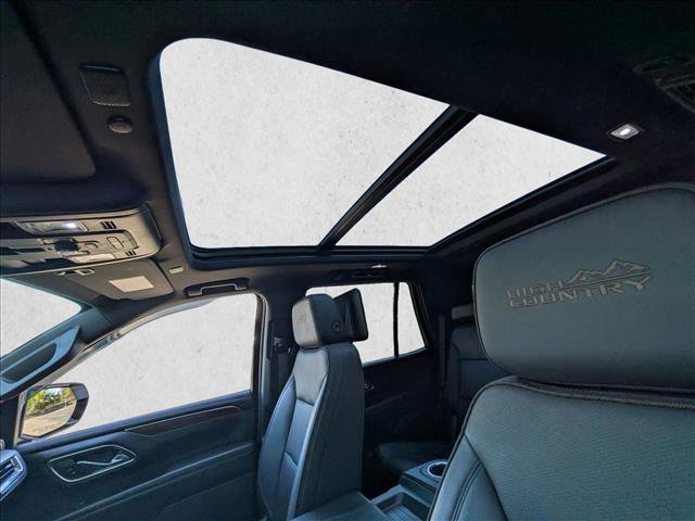 Used 2023 Chevrolet Tahoe High Country AWD/4WD image 14